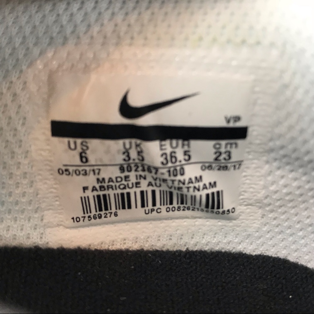 Nike Zoom Hyperace Volleyball Shoes NWOB - Picture 7 of 8